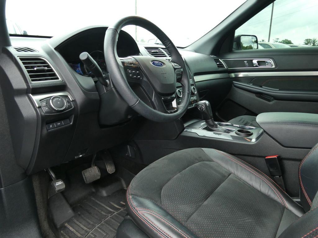 2018 Ford Explorer XLT FWD