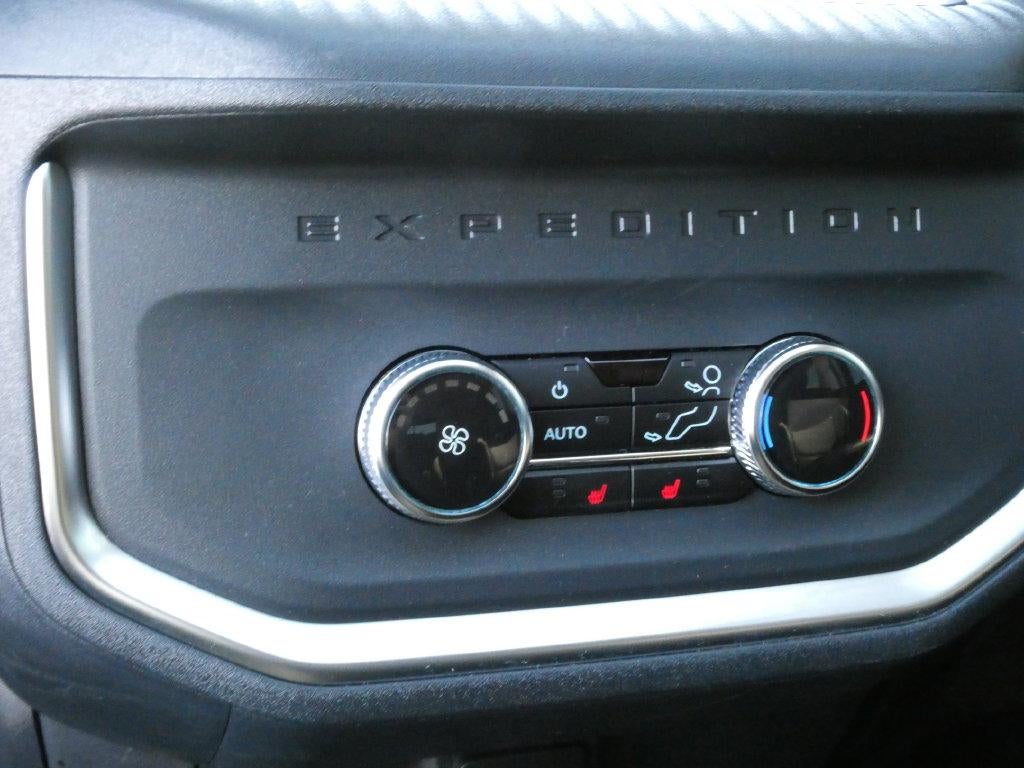 2025 Ford Expedition Max Platinum 4x4