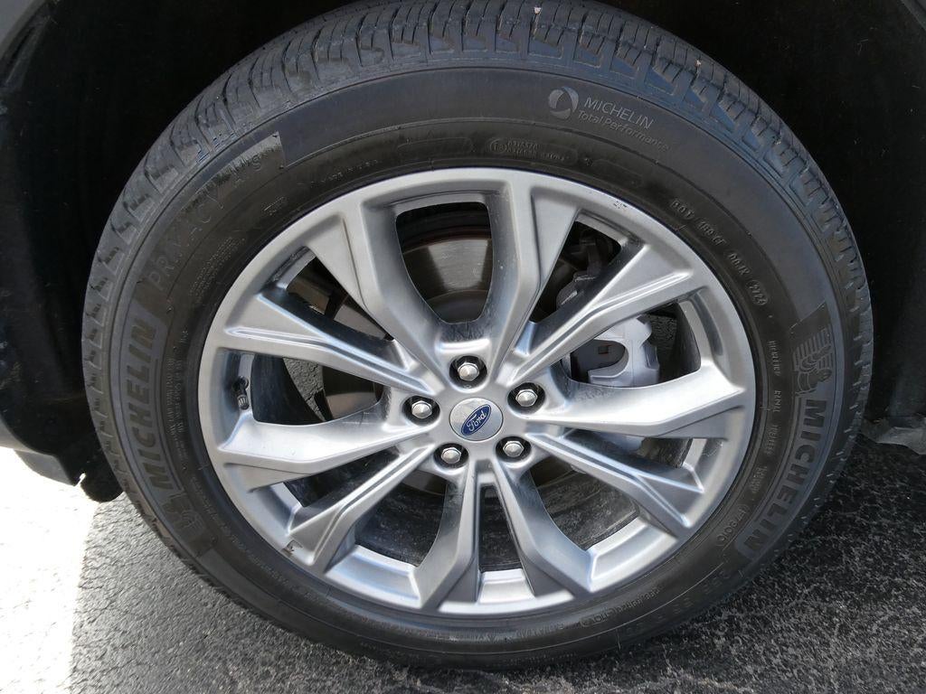 2023 Ford Explorer XLT 4WD