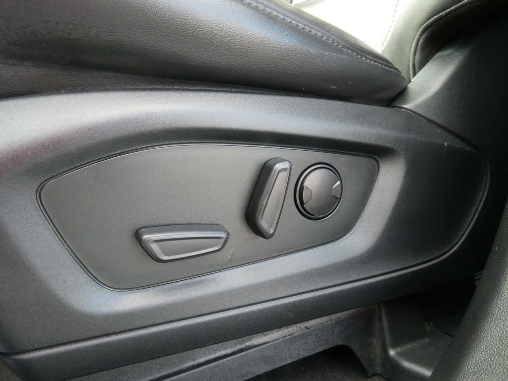 2023 Ford Explorer XLT 4WD