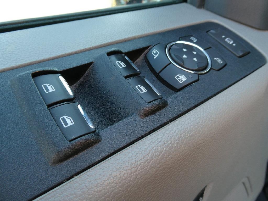 2022 Ford Super Duty F-250 SRW XLT 4WD Crew Cab 6.75' Box