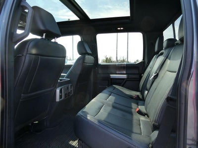 2022 Ford Super Duty F-250 SRW LARIAT 4WD Crew Cab 6.75' Box