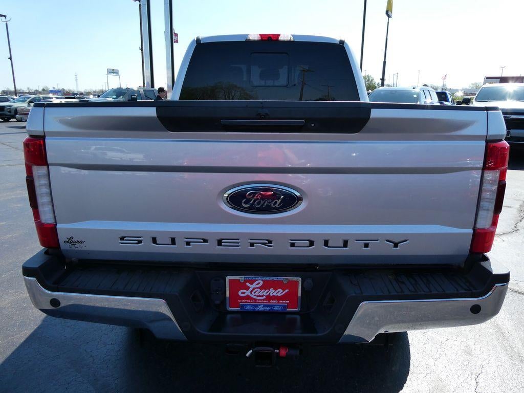 2018 Ford Super Duty F-250 SRW LARIAT 4WD Crew Cab 6.75' Box
