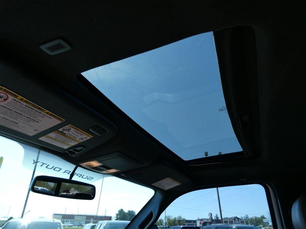 2016 Ford Super Duty F-250 SRW 4WD Crew Cab 6-3/4 Ft Box Platinum