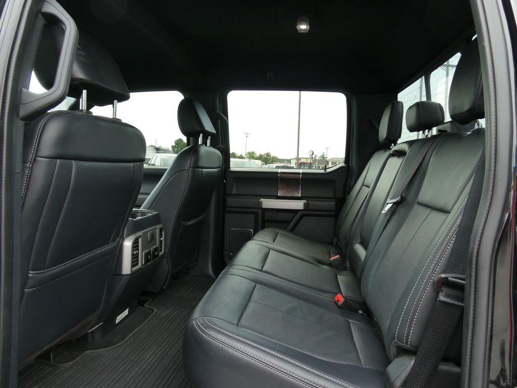 2022 Ford Super Duty F-250 SRW LARIAT 4WD Crew Cab 6.75' Box