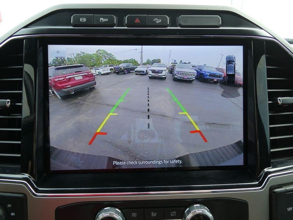 2022 Ford Super Duty F-250 SRW LARIAT 4WD Crew Cab 6.75' Box