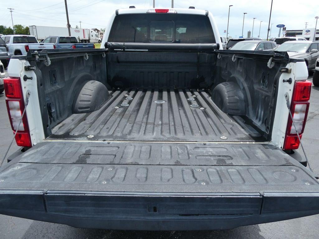 2022 Ford Super Duty F-250 SRW LARIAT 4WD Crew Cab 6.75' Box
