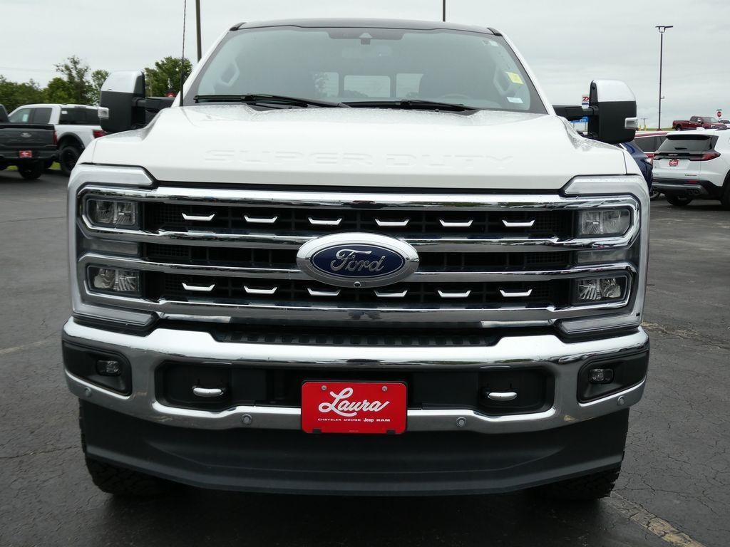 2023 Ford Super Duty F-250 SRW LARIAT 4WD Crew Cab 6.75' Box