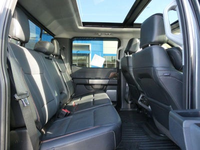 2023 Ford Super Duty F-350 SRW LARIAT 4WD Crew Cab 6.75' Box