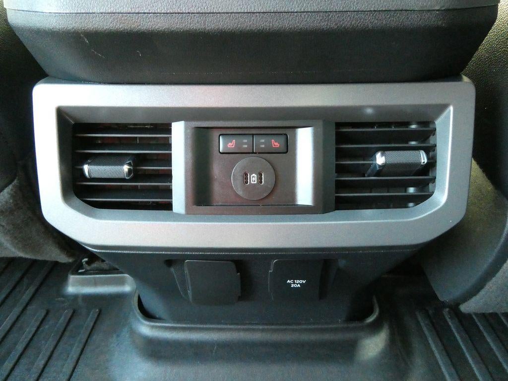 2023 Ford Super Duty F-350 SRW LARIAT 4WD Crew Cab 6.75' Box