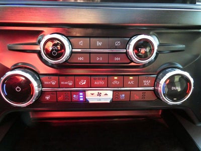 2023 Ford Super Duty F-350 SRW LARIAT 4WD Crew Cab 6.75' Box