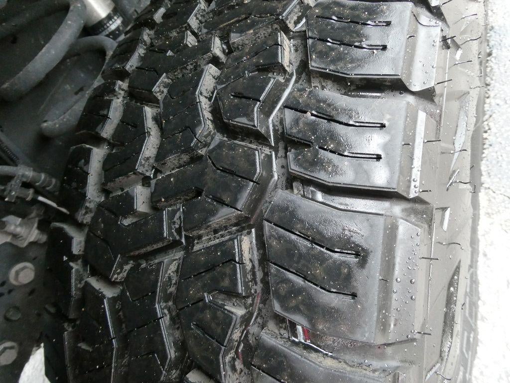 2022 Ford Super Duty F-350 SRW LARIAT 4WD Crew Cab 6.75' Box