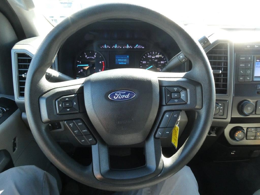 2020 Ford Super Duty F-350 SRW XL 4WD Crew Cab 6.75' Box