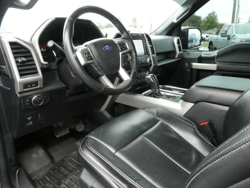 2020 Ford F-150 LARIAT 4WD SuperCrew 5.5' Box