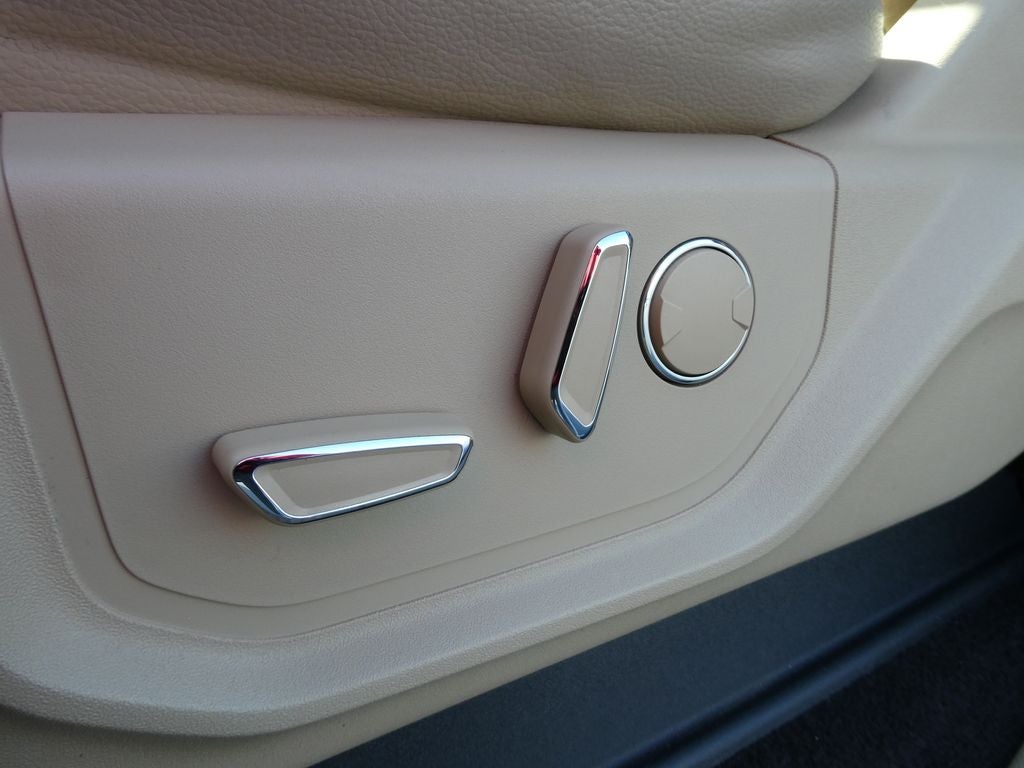 2017 Ford F-150 Lariat 4WD SuperCrew 5.5' Box