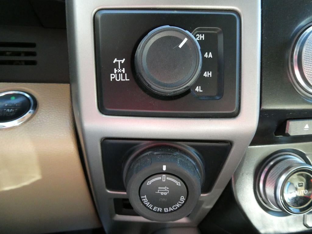 2017 Ford F-150 Lariat 4WD SuperCrew 5.5' Box