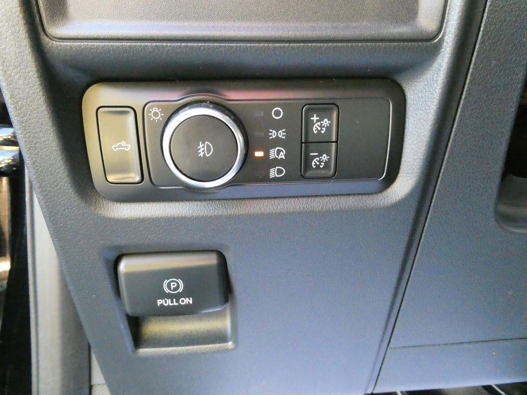 2021 Ford F-150 XL 4WD SuperCrew 5.5' Box