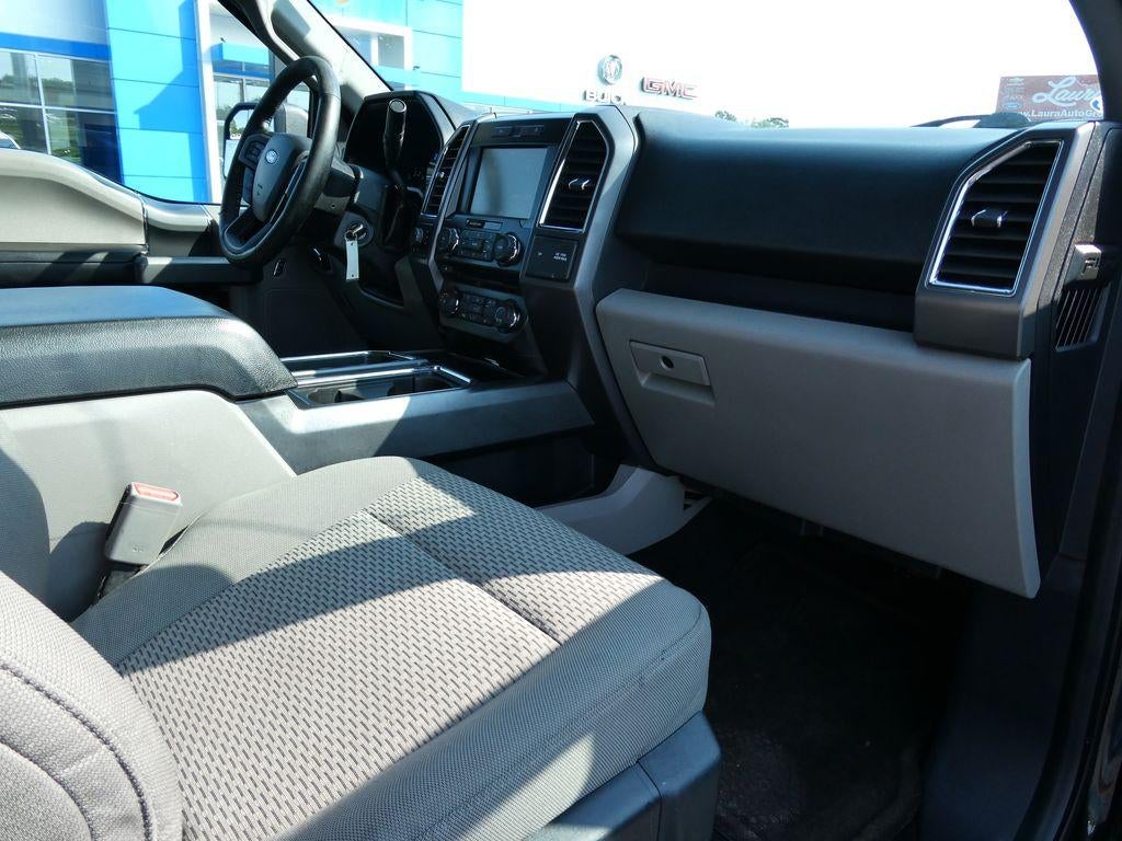 2015 Ford F-150 4WD SuperCrew 5-1/2 Ft Box XLT