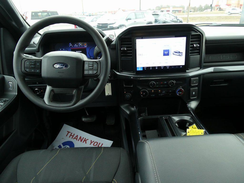 2025 Ford F-150 STX 4WD SuperCrew 5.5' Box
