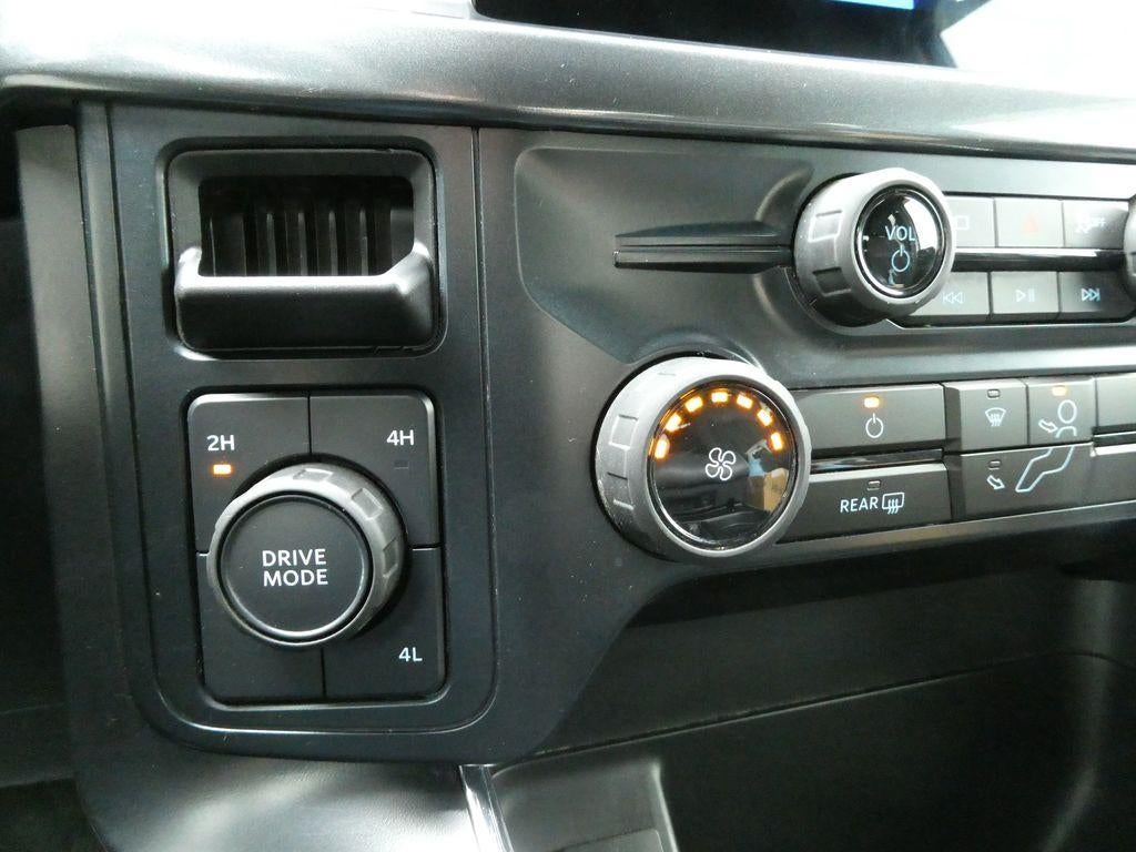 2025 Ford F-150 STX 4WD SuperCrew 5.5' Box