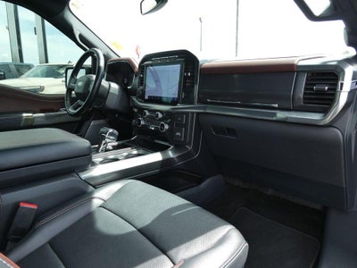 2022 Ford F-150 LARIAT 4WD SuperCrew 5.5' Box