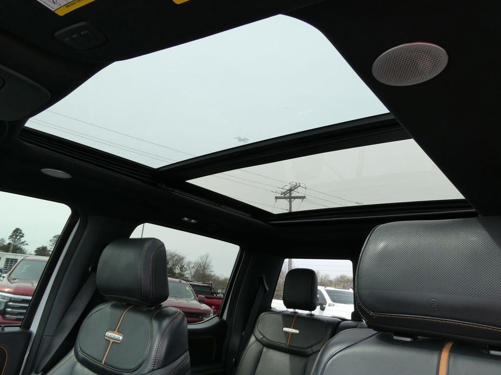 2023 Ford F-150 Platinum 4WD SuperCrew 5.5' Box