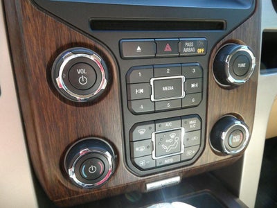 2014 Ford F-150 4WD SuperCrew 5-1/2 Ft Box Lariat
