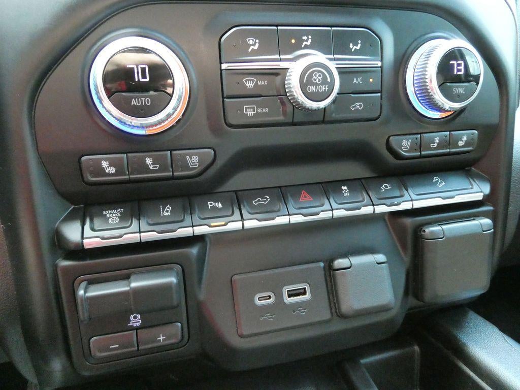 2022 GMC Sierra 2500 HD Crew Cab Standard Box 4-Wheel Drive Denali