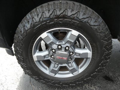 2025 GMC Sierra 2500 HD Crew Cab Standard Box 4-Wheel Drive SLT