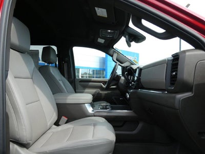 2025 GMC Sierra 2500 HD Crew Cab Standard Box 4-Wheel Drive SLT