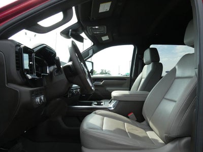 2025 GMC Sierra 2500 HD Crew Cab Standard Box 4-Wheel Drive SLT