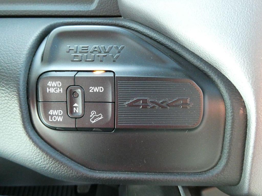 2020 RAM 2500 Laramie 4x4 Crew Cab 6'4" Box