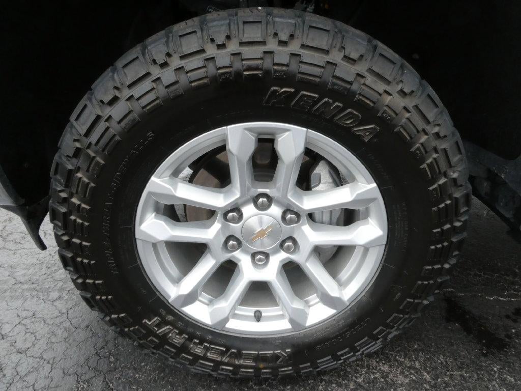 2022 Chevrolet Silverado 1500 Crew Cab Short Box 4-Wheel Drive LT 1LT