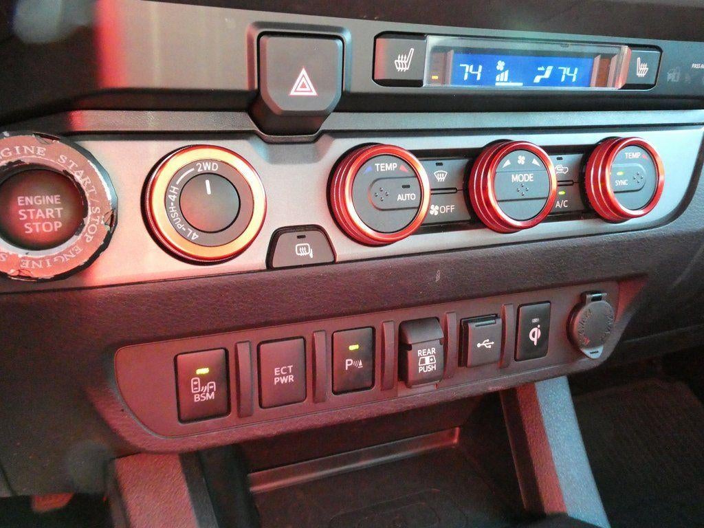 2023 Toyota Tacoma 4WD 4WD SR Double Cab 5' Bed V6 AT (GS)