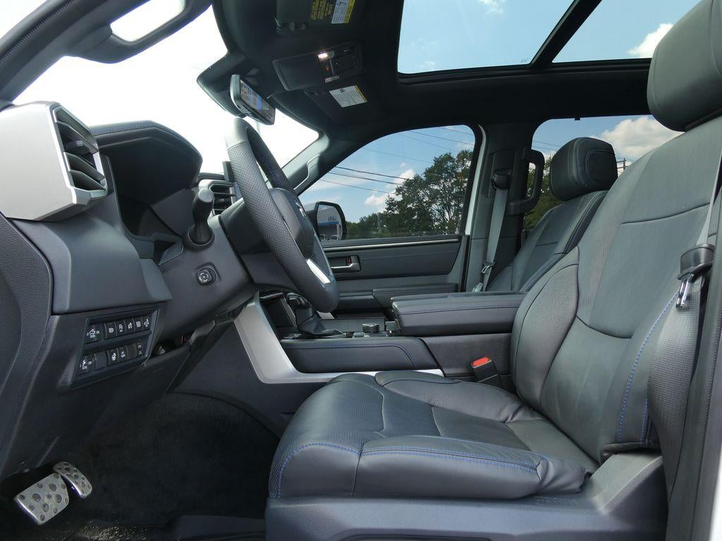2026 Toyota Tundra 4WD 4WD Platinum CrewMax 5.5' Bed (Natl)