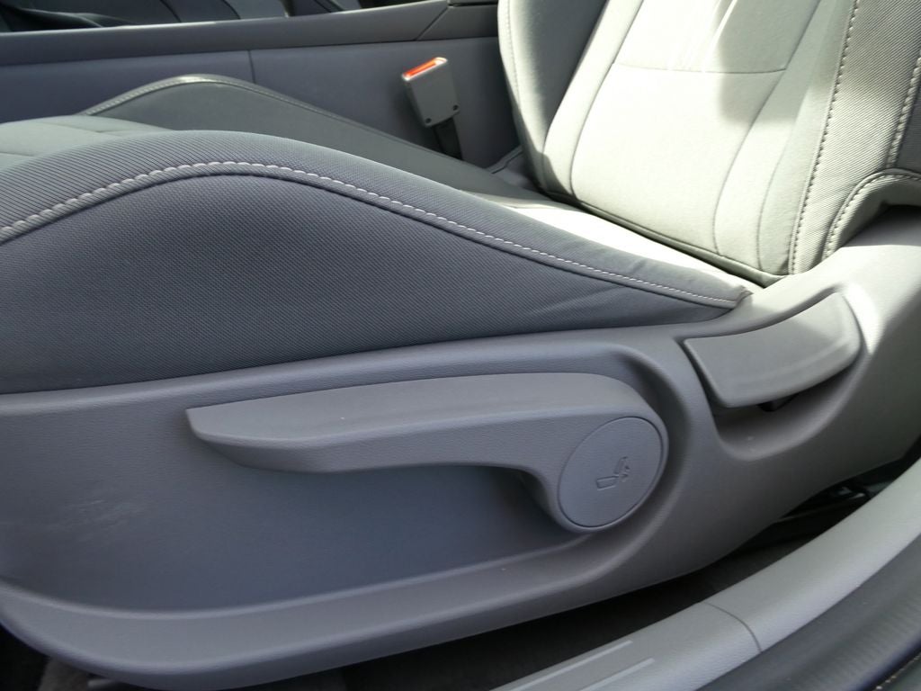 2025 Hyundai ELANTRA SEL Sport IVT