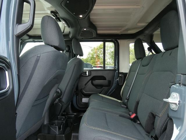 2025 Jeep Wrangler 4-Door Summit 4x4