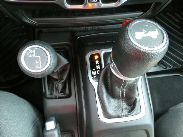 2025 Jeep Wrangler 4-Door Summit 4x4