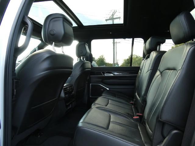 2023 Jeep Wagoneer 4x4