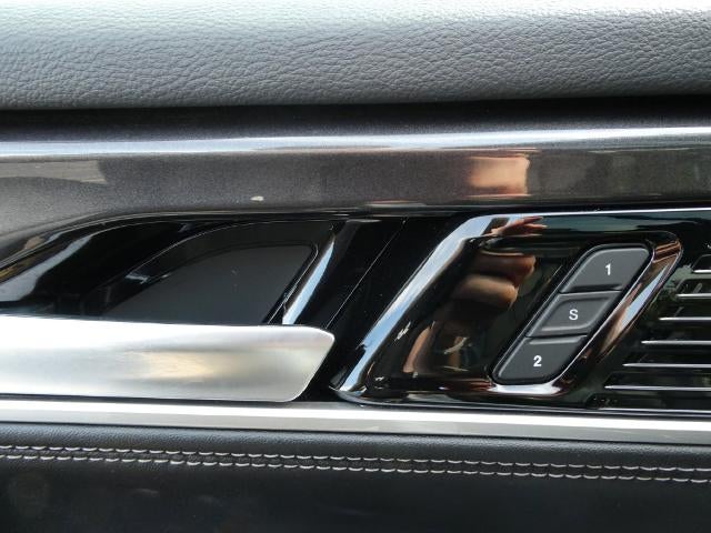 2023 Jeep Wagoneer 4x4