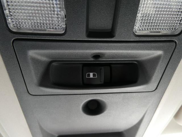 2012 RAM 1500 4WD Crew Cab 5.7 Ft Box Big Horn