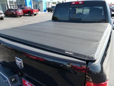 2017 RAM 1500 Big Horn 4x4 Crew Cab 5'7" Box