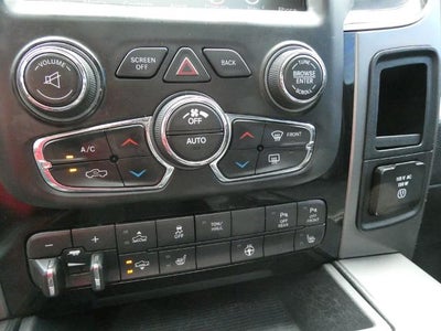 2017 RAM 1500 Night Crew Cab 4x4 5'7' Box