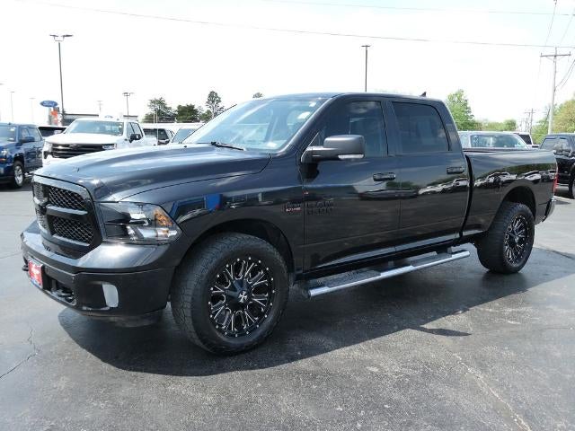 2018 RAM 1500 Big Horn 4x4 Crew Cab 6'4" Box