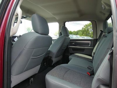 2018 RAM 1500 Big Horn Crew Cab 4x4 6'4' Box