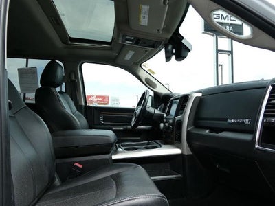 2018 RAM 1500 Laramie Crew Cab 4x4 6'4' Box