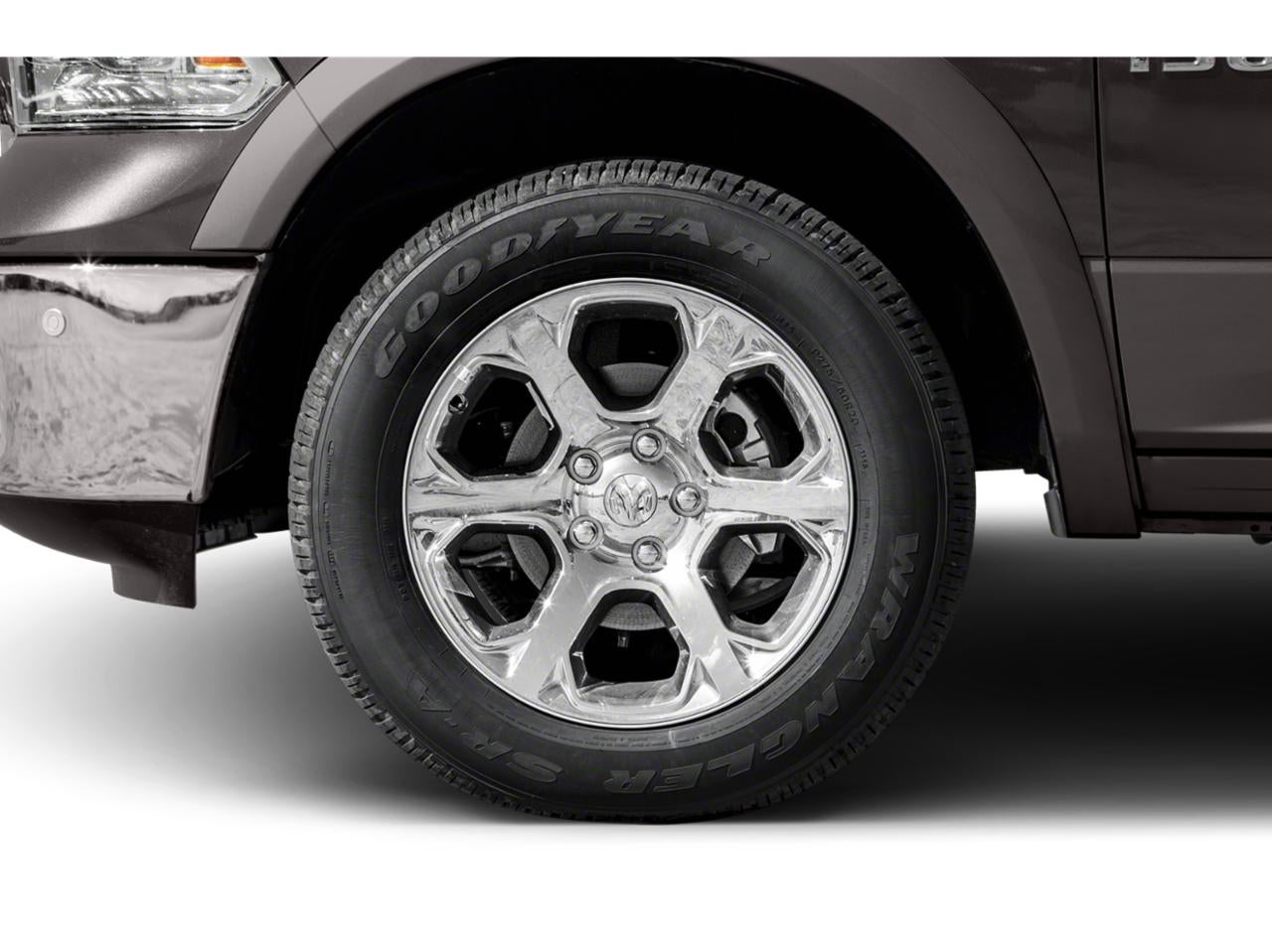 2018 RAM 1500 Laramie Crew Cab 4x4 6'4' Box