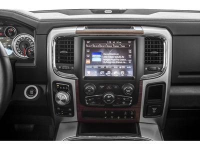 2018 RAM 1500 Laramie Crew Cab 4x4 6'4' Box