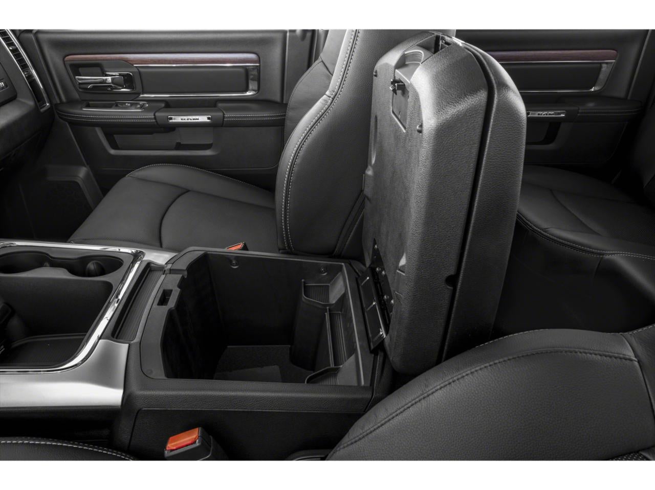 2018 RAM 1500 Laramie Crew Cab 4x4 6'4' Box
