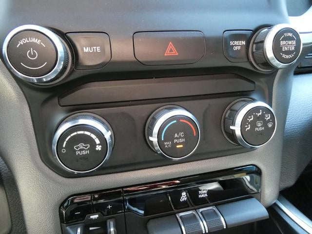 2020 RAM 1500 Big Horn 4x4 Crew Cab 5'7" Box